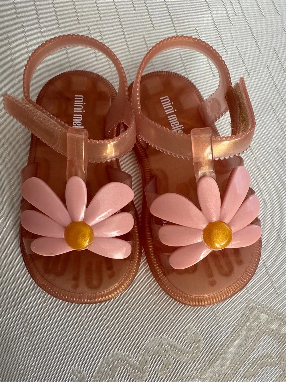 Mini Melissa like new
